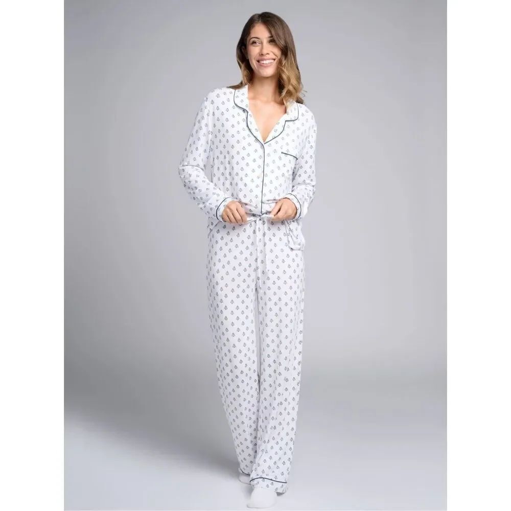 Comfrt Luna Lounge PJ Set Christmas Tree NEW